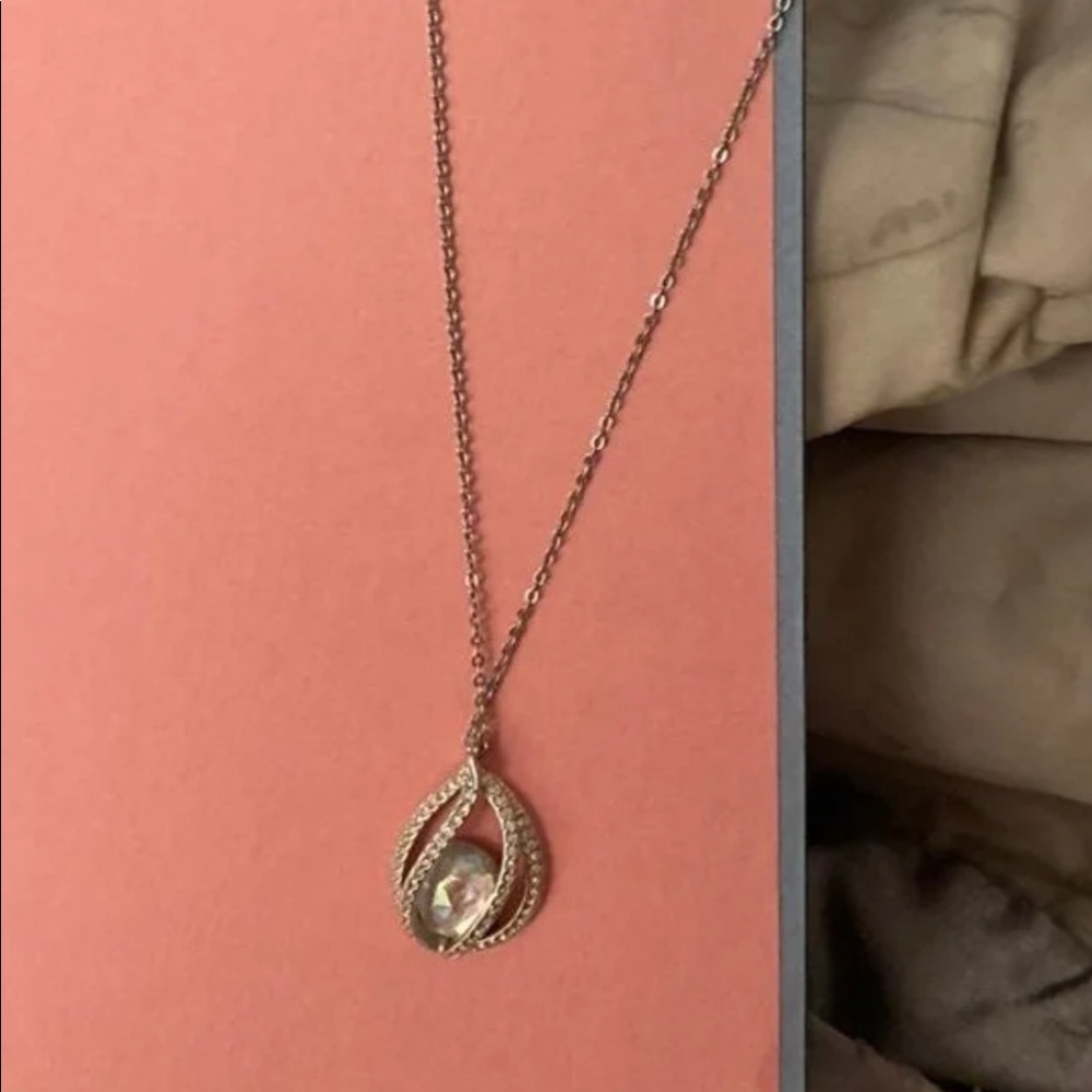 Swarovski drop pendant necklace